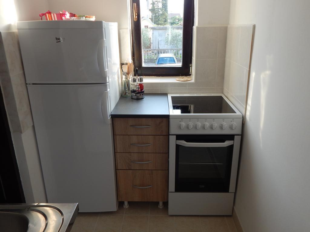 Apartment Knez Kotorska ティヴァト エクステリア 写真