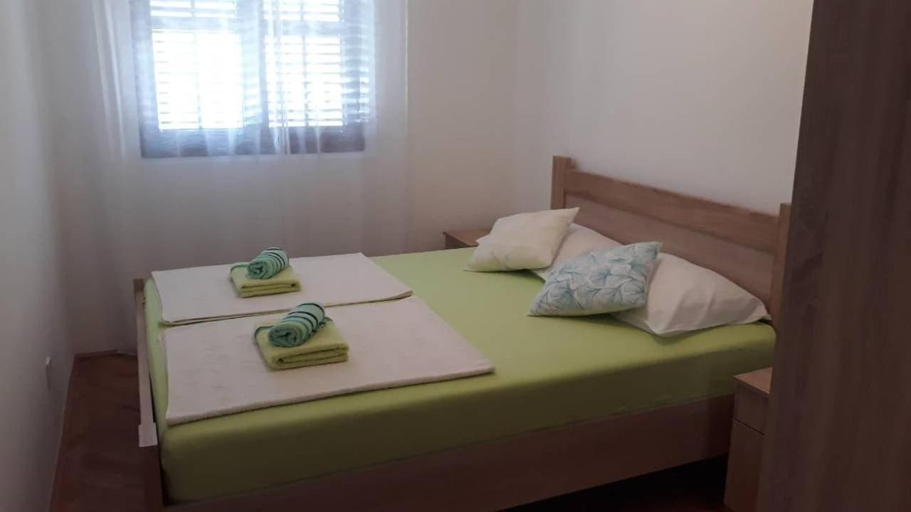 Apartment Knez Kotorska ティヴァト エクステリア 写真